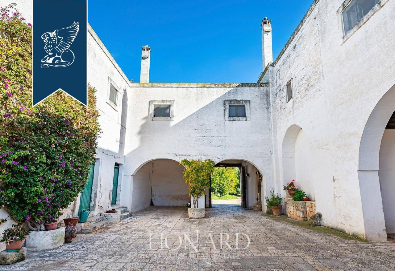 Casa a Brindisi, Italia, 2 400 m² - foto 6