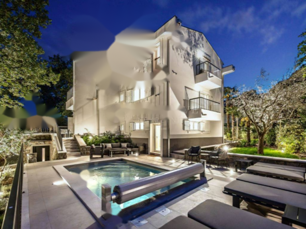 Casa en Opatija, Croacia, 313 m² - imagen 3