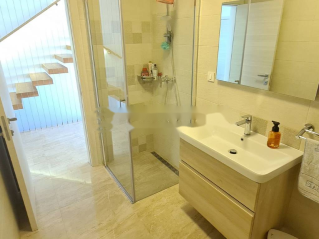 Casa en Opatija, Croacia, 250 m² - imagen 17