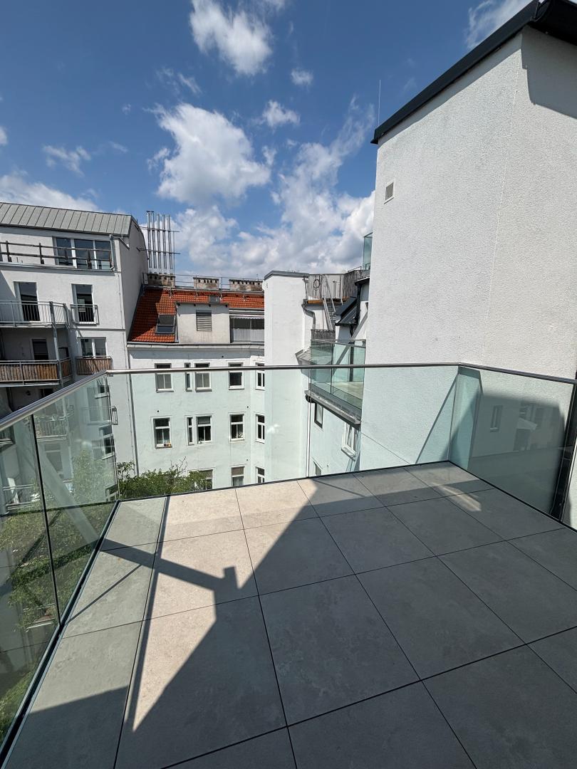 Flat in Vienna, Austria, 73.09 m² - picture 17