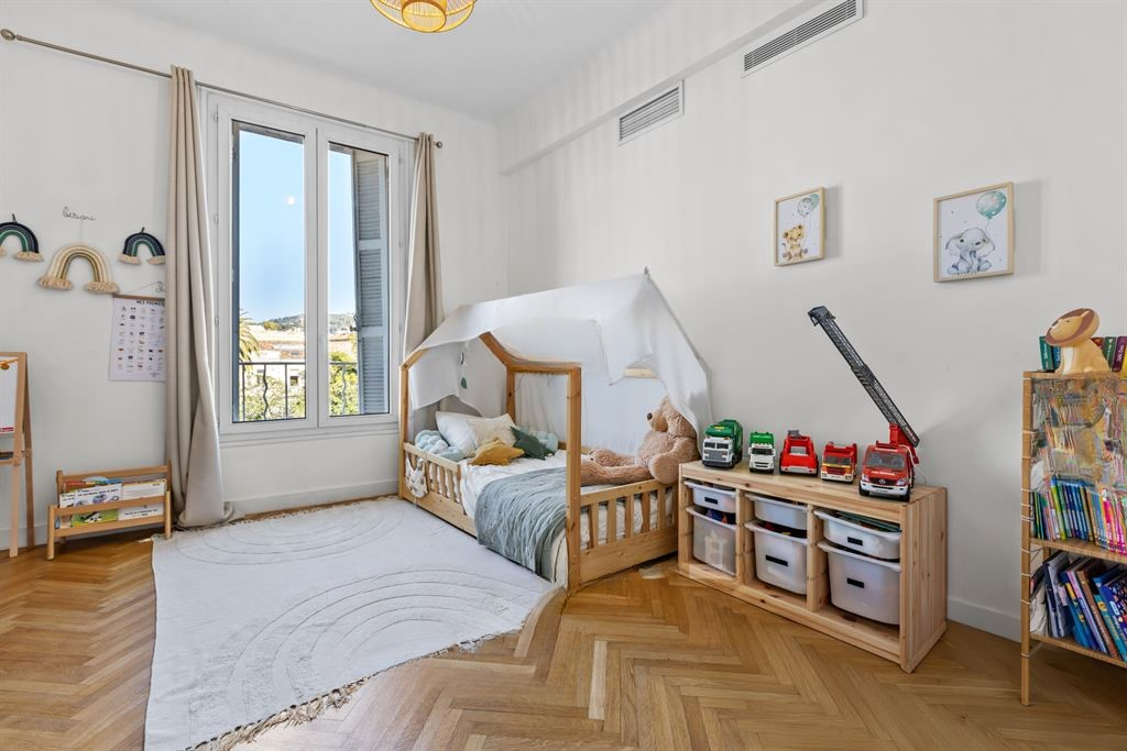 Casa a Cannes, Francia, 130 m² - foto 8