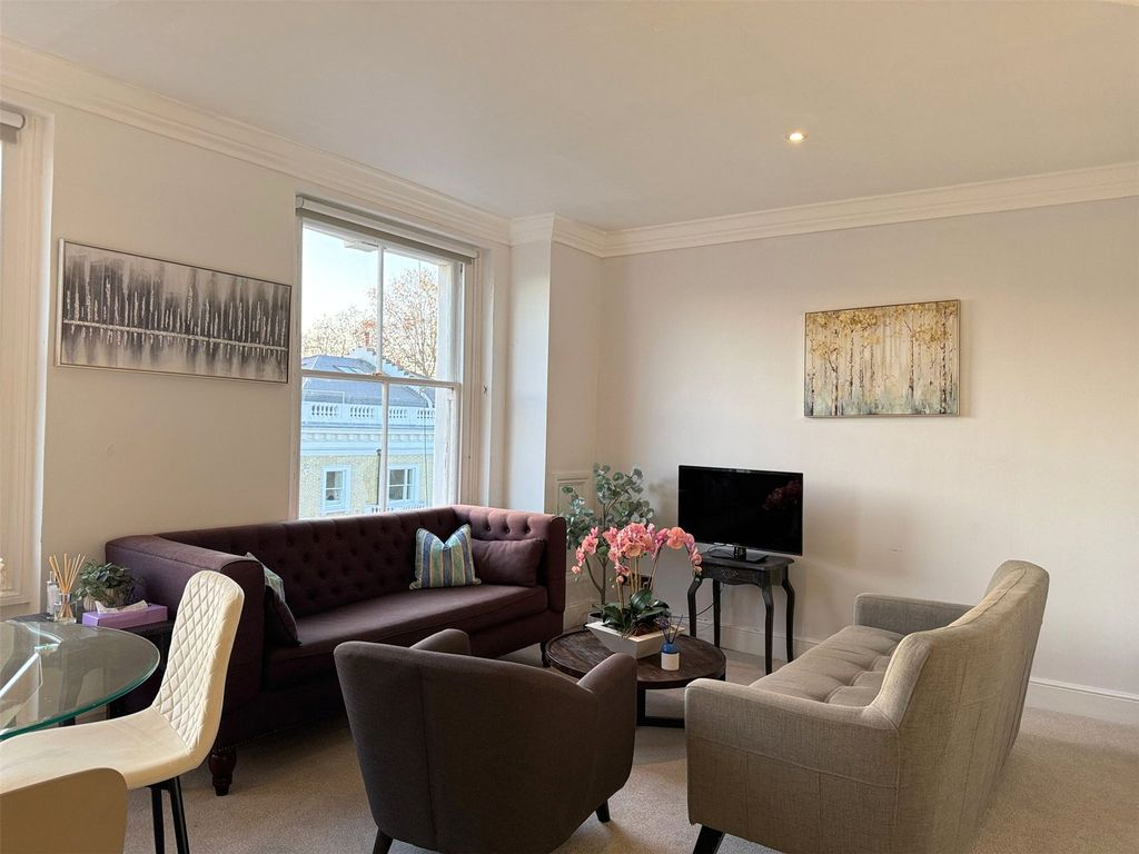 Flat in London, United Kingdom, 57 m² - picture 6
