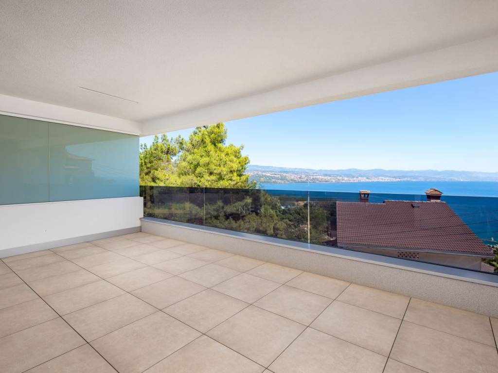 Flat in Opatija, Croatia, 92 m² - picture 1