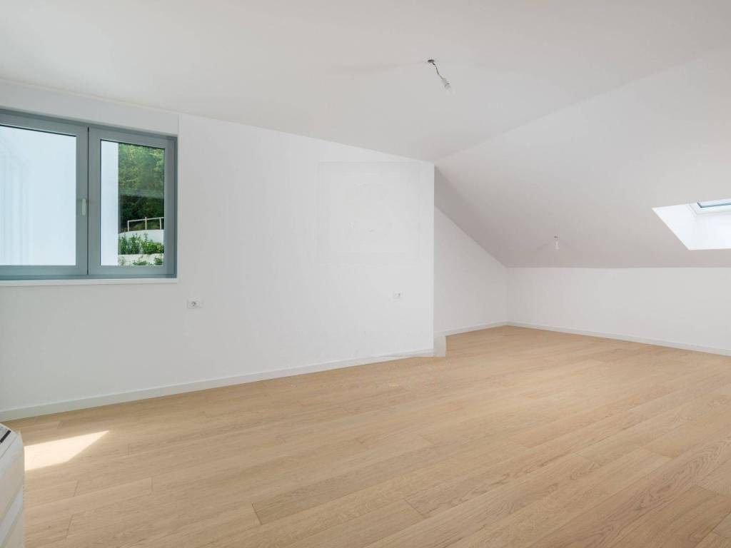 Flat in Opatija, Croatia, 245 m² - picture 10