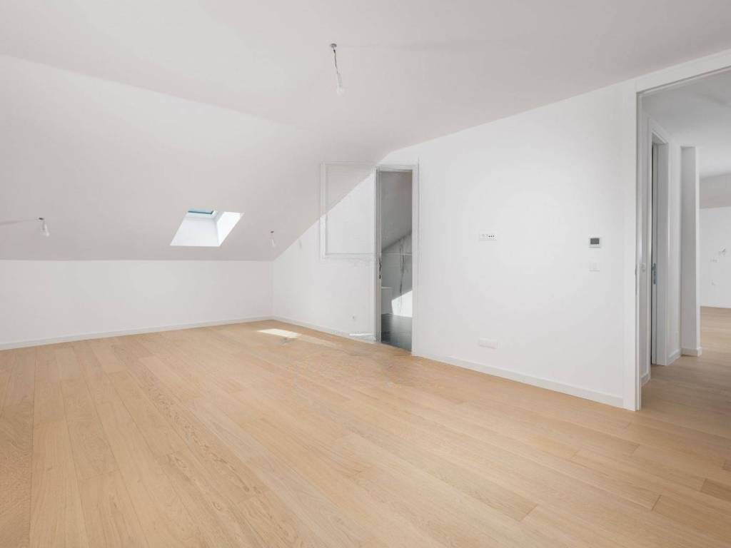 Flat in Opatija, Croatia, 245 m² - picture 12