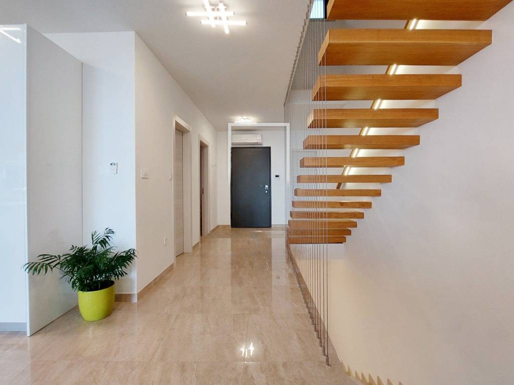 Casa en Opatija, Croacia, 250 m² - imagen 13