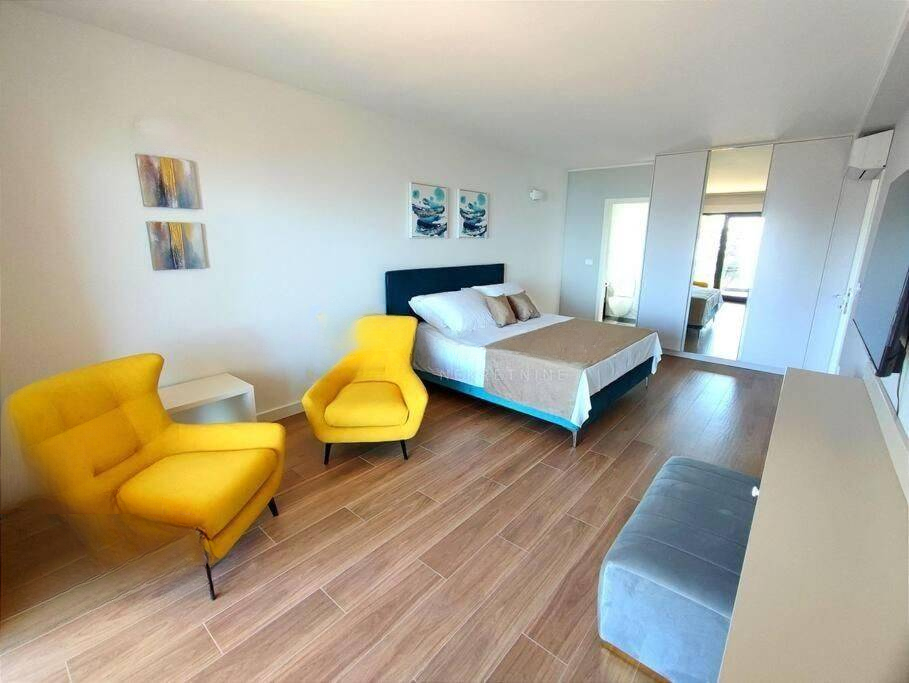 Casa en Opatija, Croacia, 400 m² - imagen 17