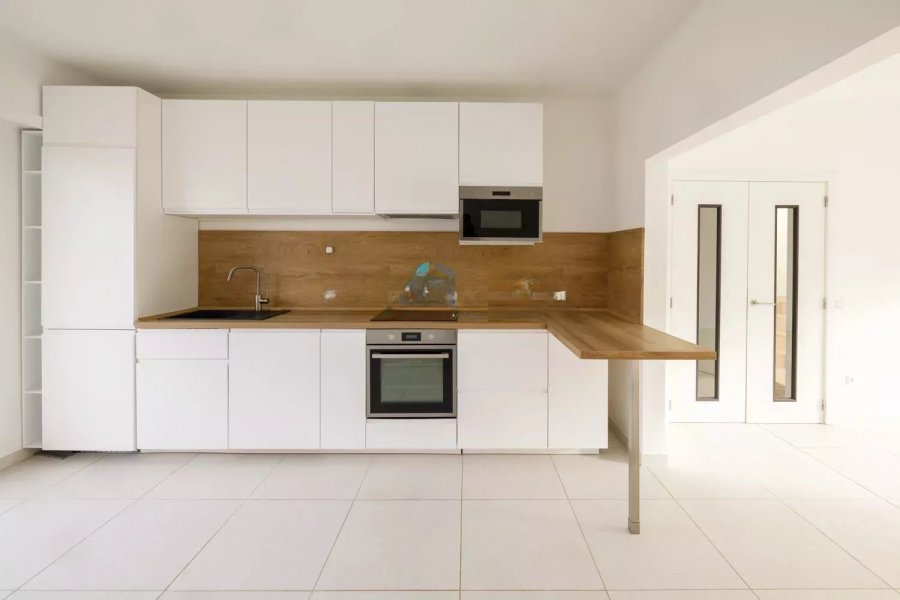 Flat in Luxembourg, Luxembourg, 95 m² - picture 3