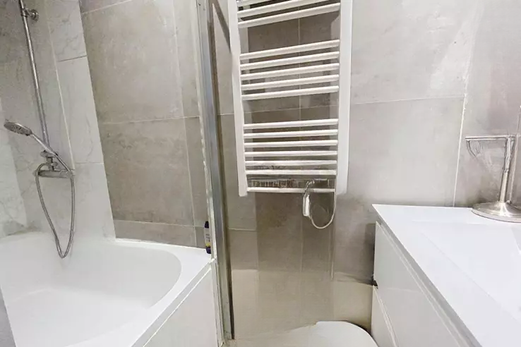 Flat in Cannes, France, 38 m² - picture 2