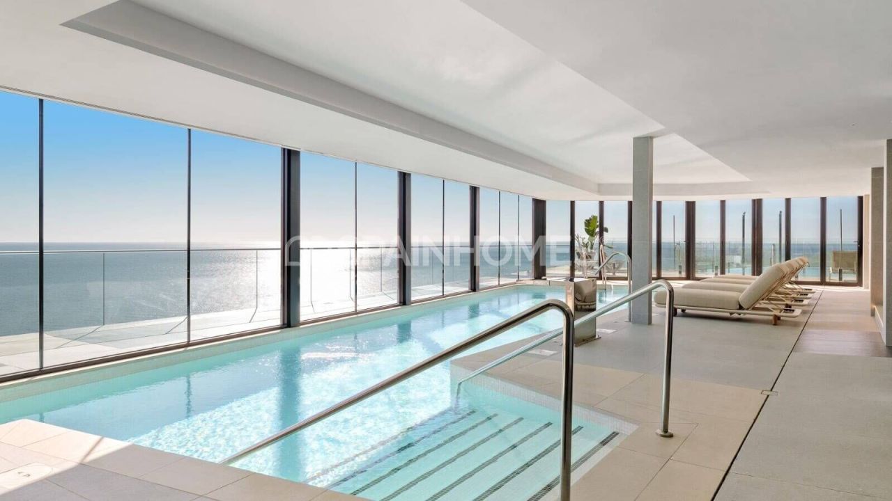 Penthouse in Fuengirola, Spain, 198 m² - picture 1