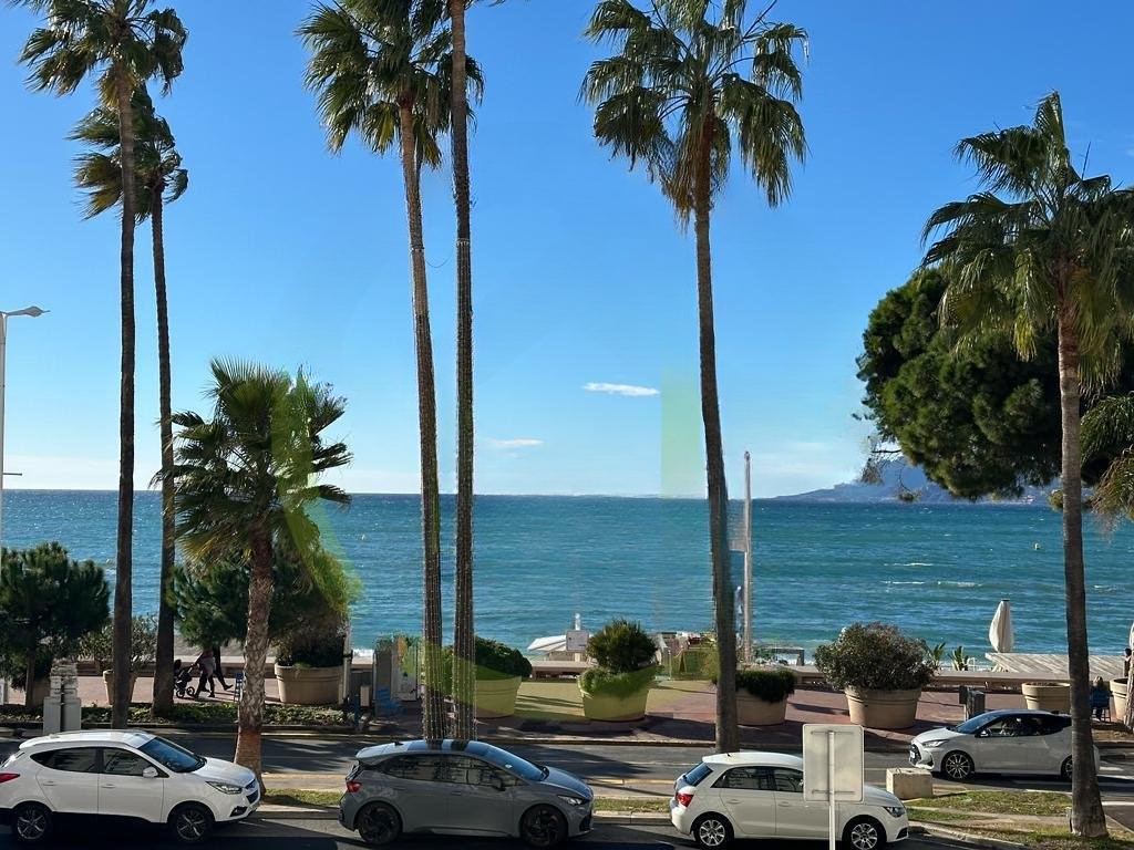 Flat in Cannes, France, 93 m² - picture 3