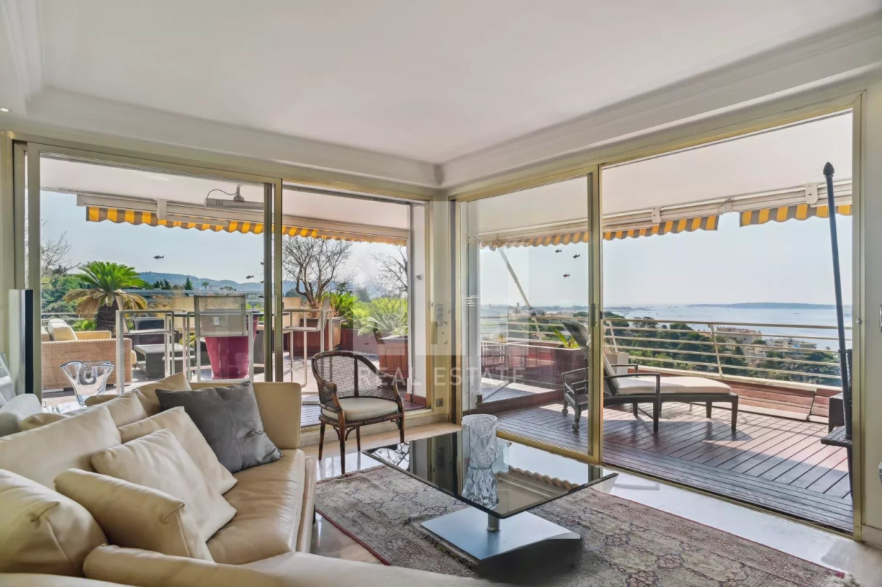 Appartamento a Cannes, Francia, 101 m² - foto 3