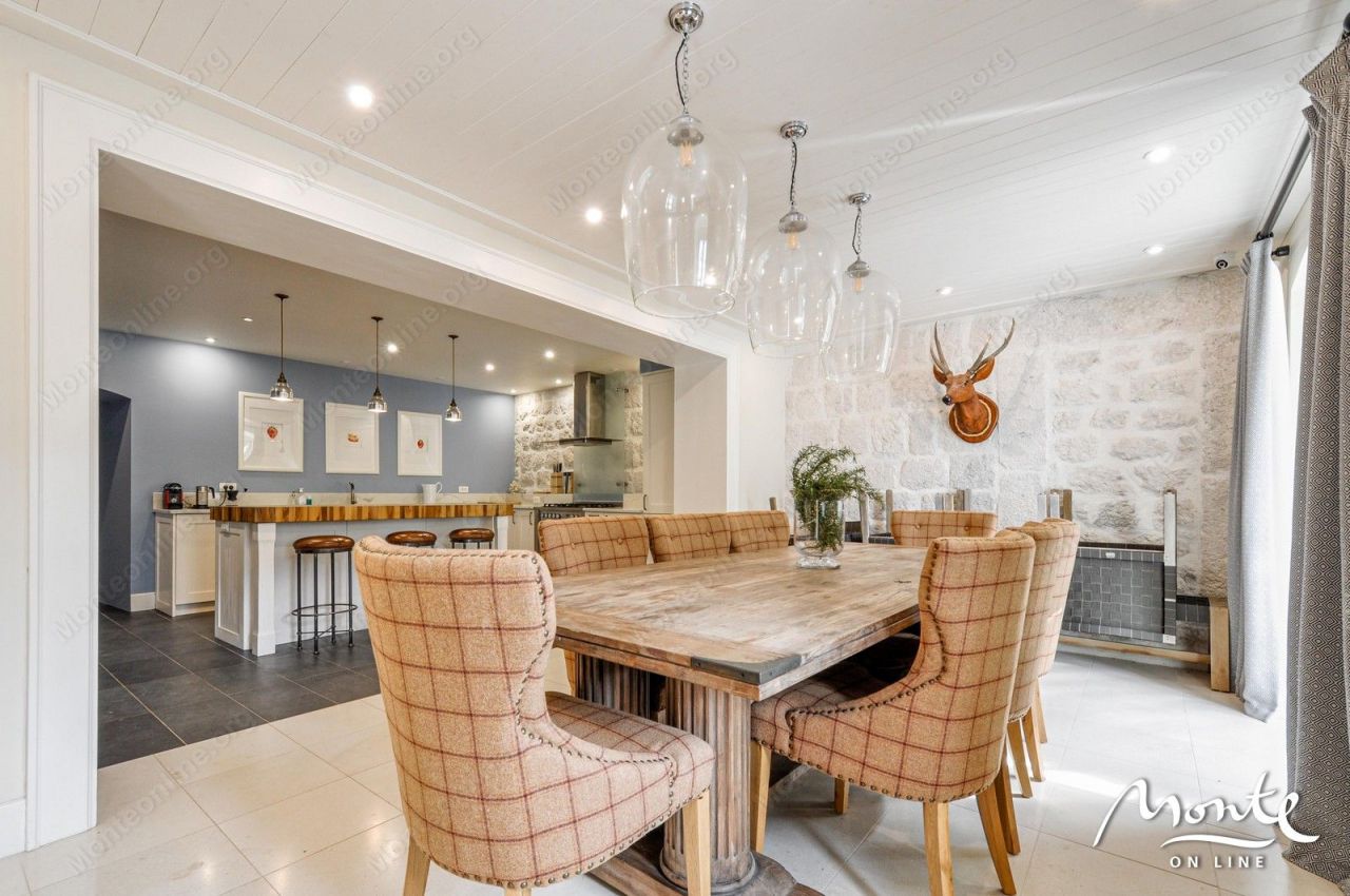 Villa en Dobrota, Montenegro, 490 m² - imagen 10