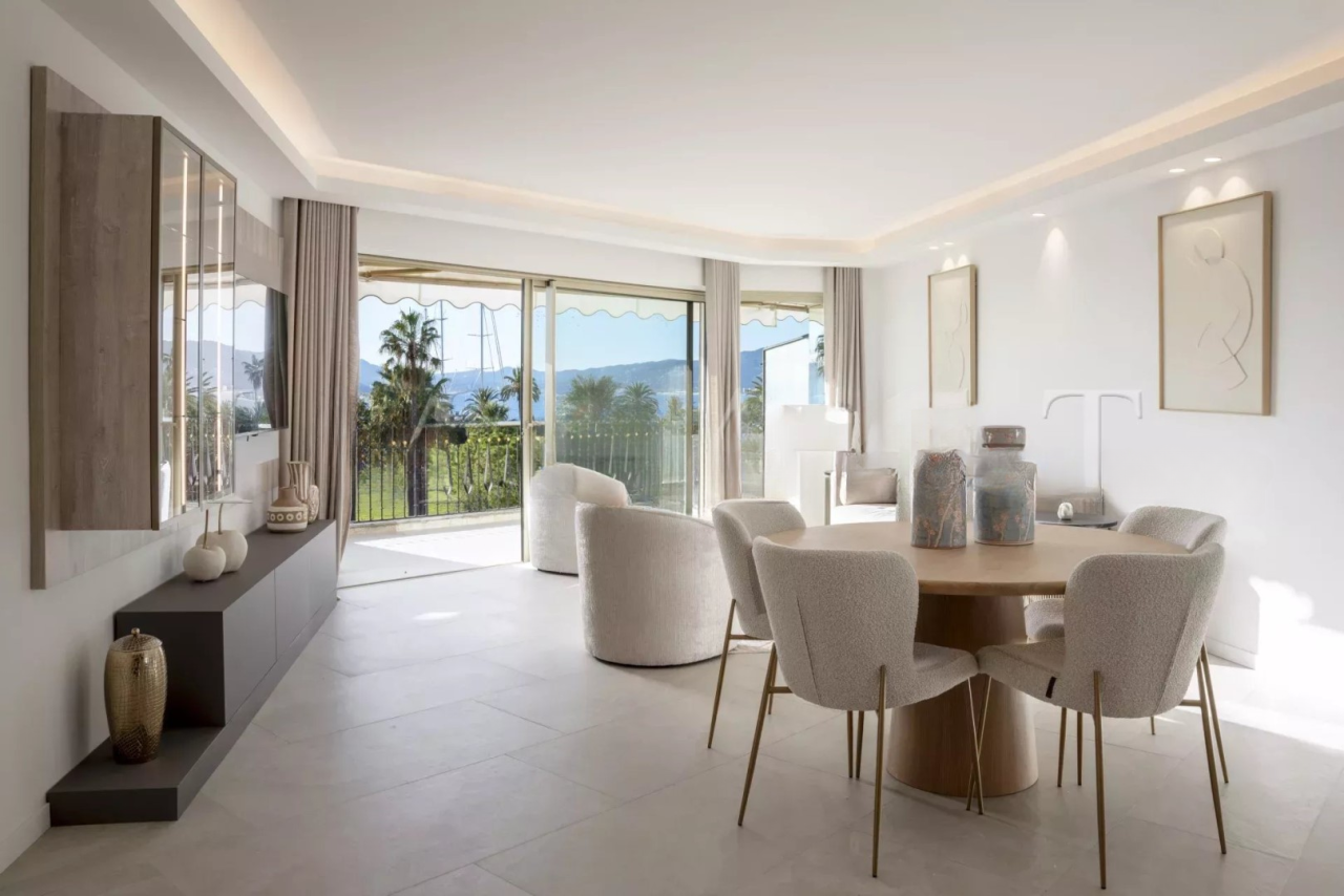 Flat in Cannes, France, 95 m² - picture 5