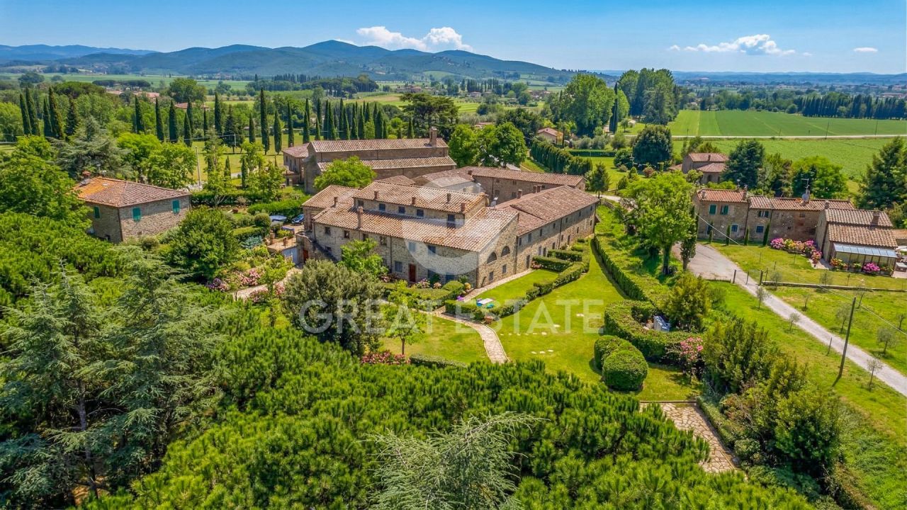 Appartamenti a Cortona, Italia, 101.5 m² - foto 1