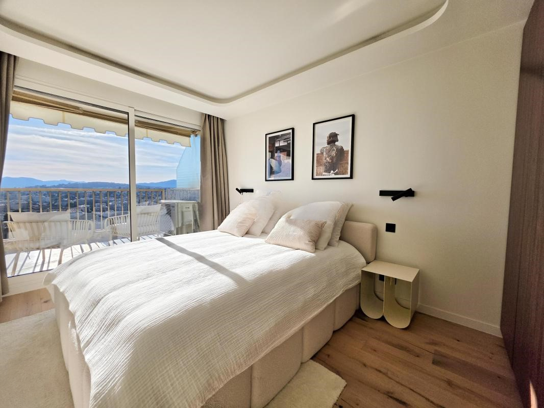 Flat in Cannes, France, 90 m² - picture 6