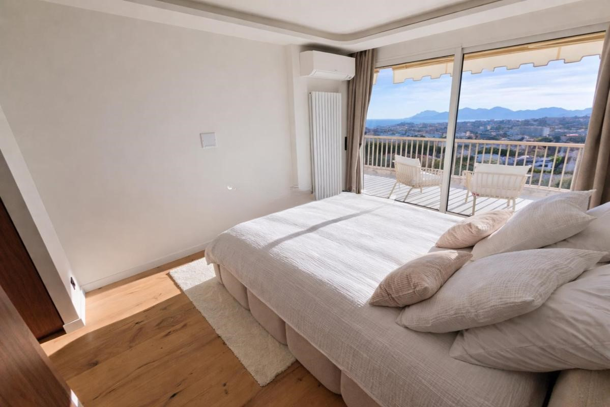 Flat in Cannes, France, 90 m² - picture 7