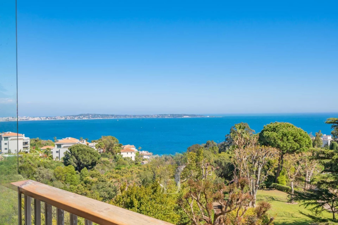 Flat in Cannes, France, 104 m² - picture 7