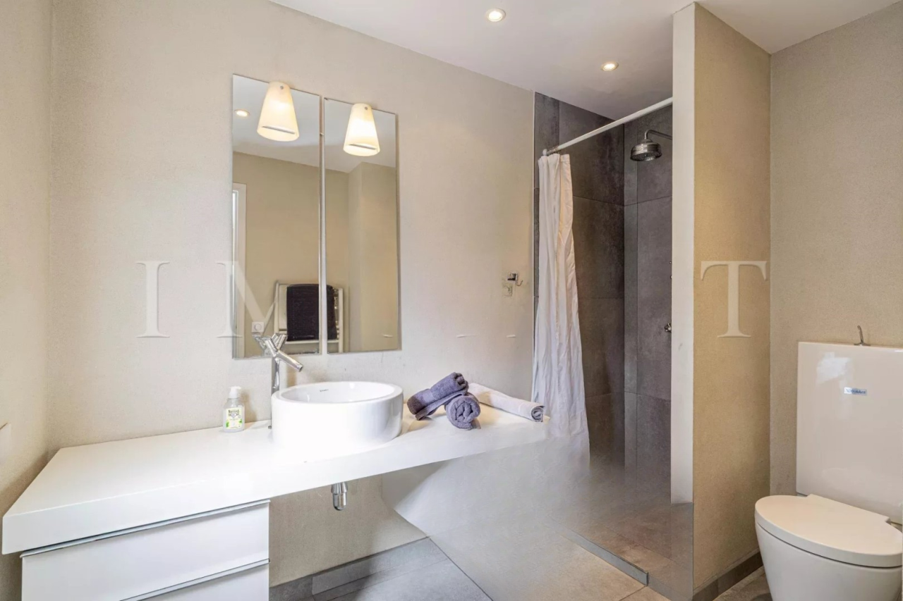 Flat in Cannes, France, 127 m² - picture 10