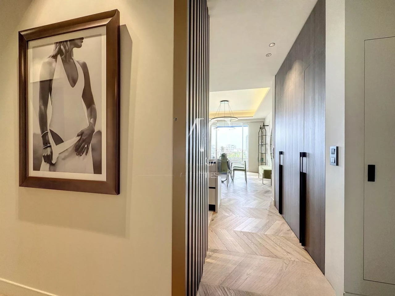 Flat in Cannes, France, 100 m² - picture 11