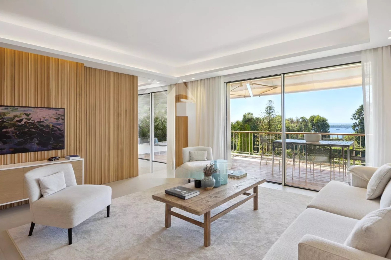 Flat in Cannes, France, 96 m² - picture 12