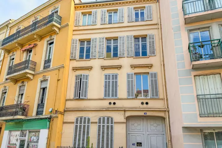 Flat in Cannes, France, 43 m² - picture 5