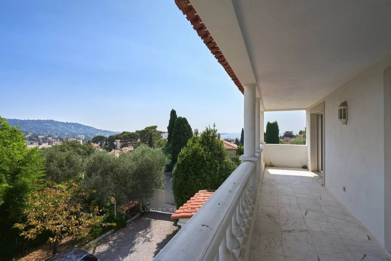 Flat in Cannes, France, 176 m² - picture 13