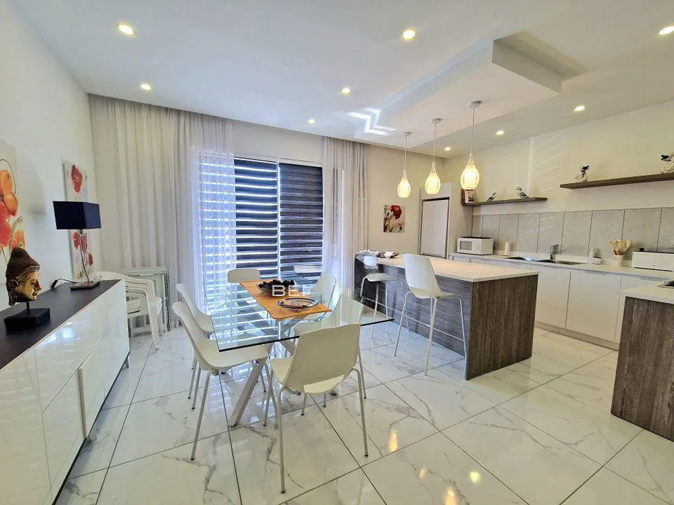 Piso en Birżebbuġa, Malta, 150 m² - imagen 1