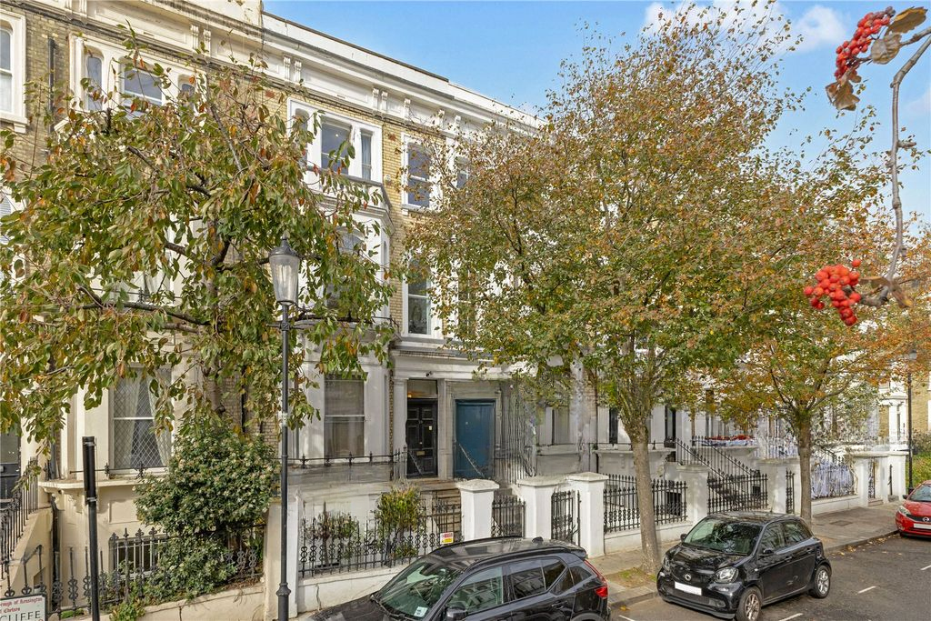 Flat in London, United Kingdom, 67 m² - picture 6