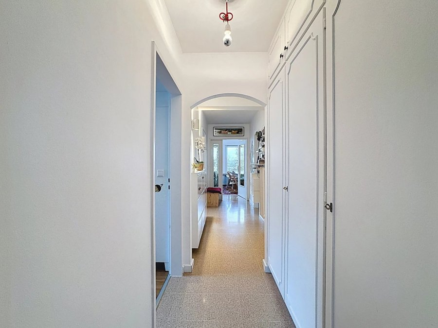 Flat in Luxembourg, Luxembourg, 93 m² - picture 6