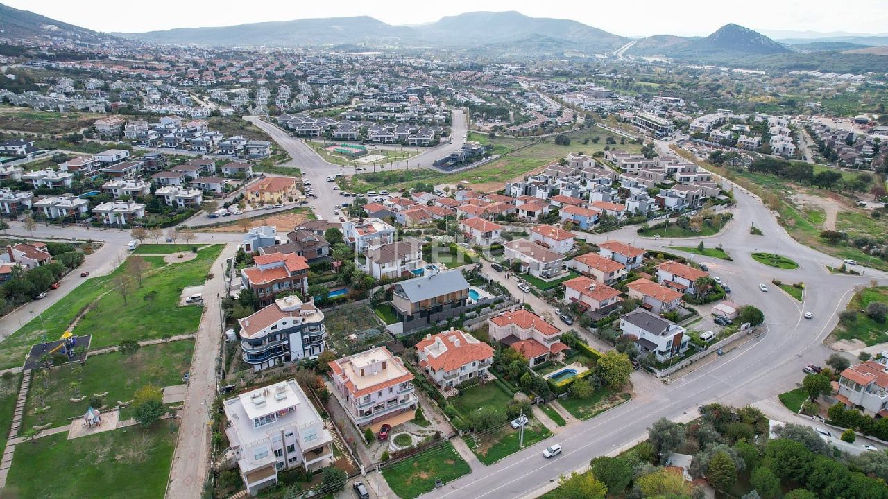 Villa Güzelbahçe, Turquia, 630 m² - imagen 11