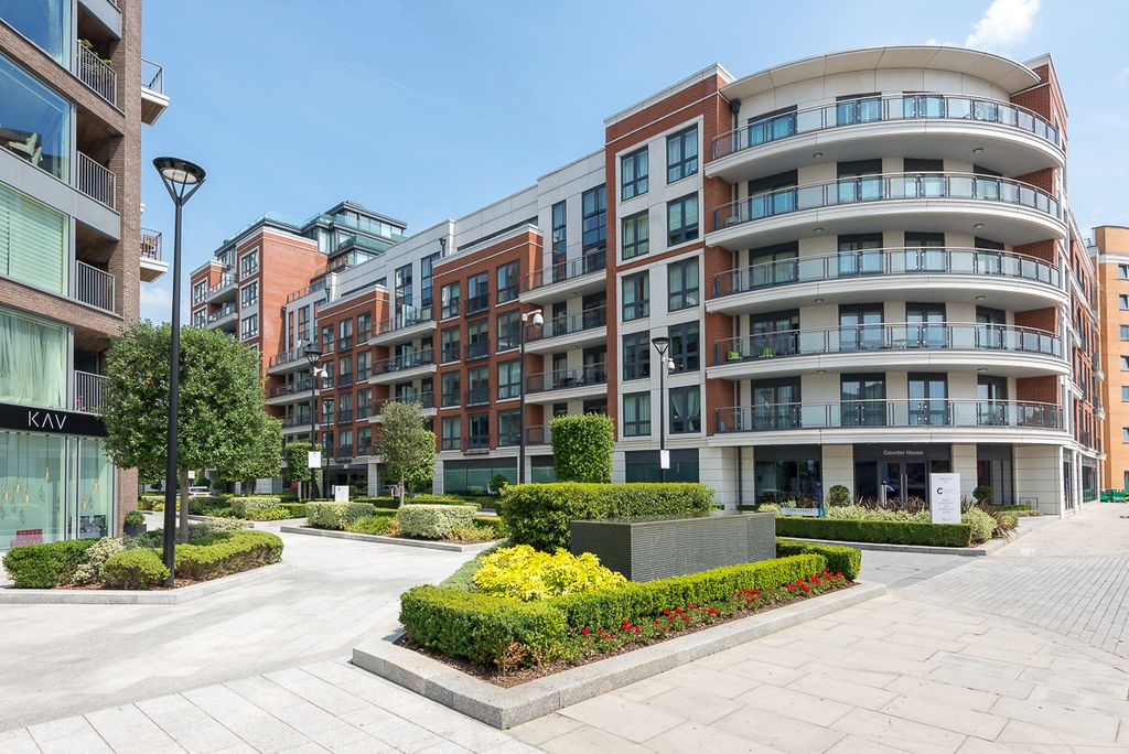 Flat in London, United Kingdom, 28 m² - picture 9