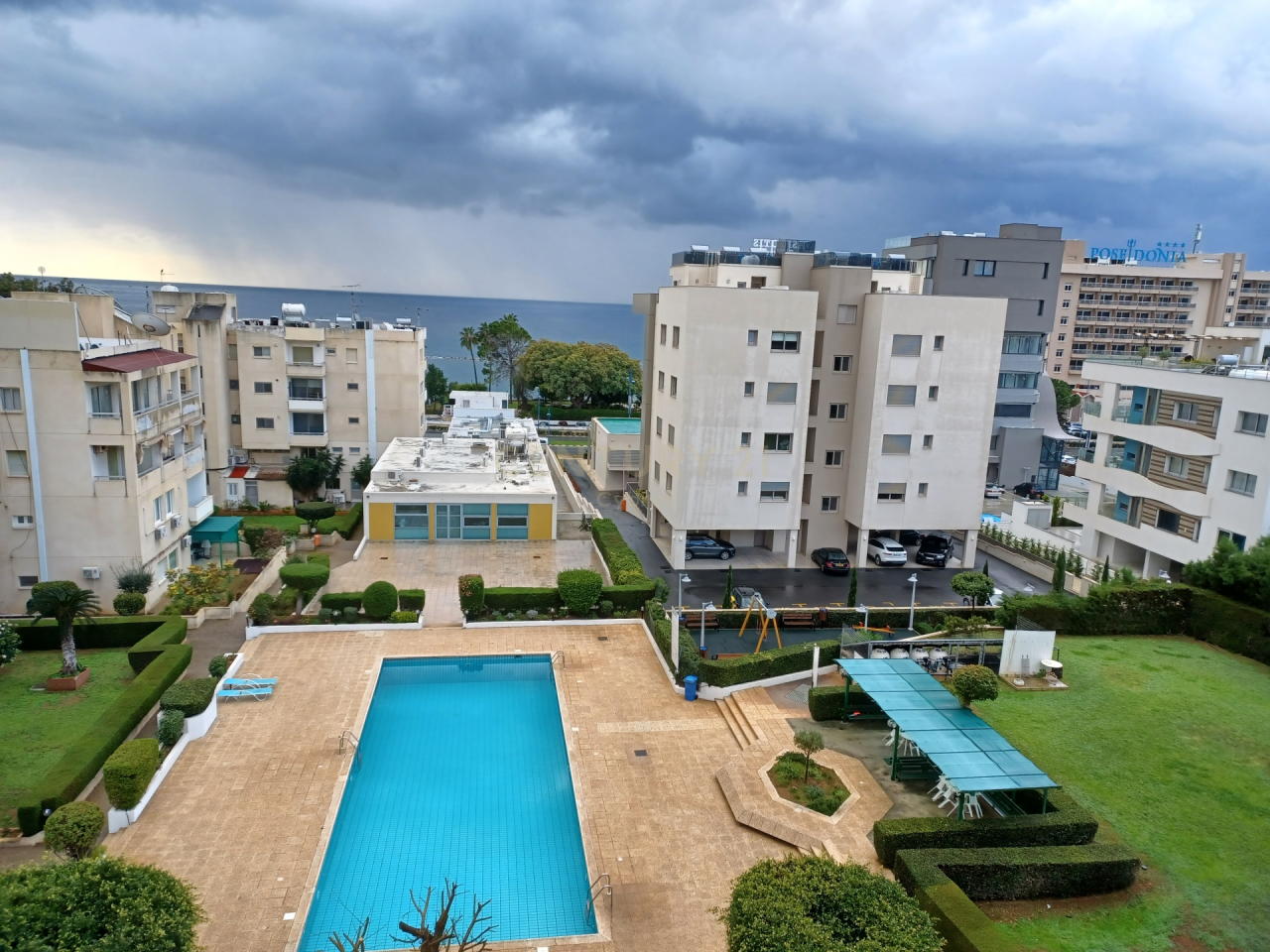 Piso en Agios Tychon, Chipre, 360 m² - imagen 3