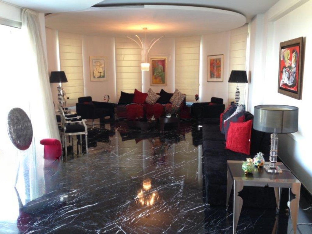 Piso en Agios Tychon, Chipre, 700 m² - imagen 4