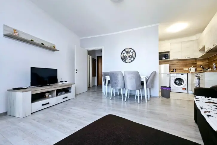 Piso en Sunny Beach, Bulgaria, 64 m² - imagen 1