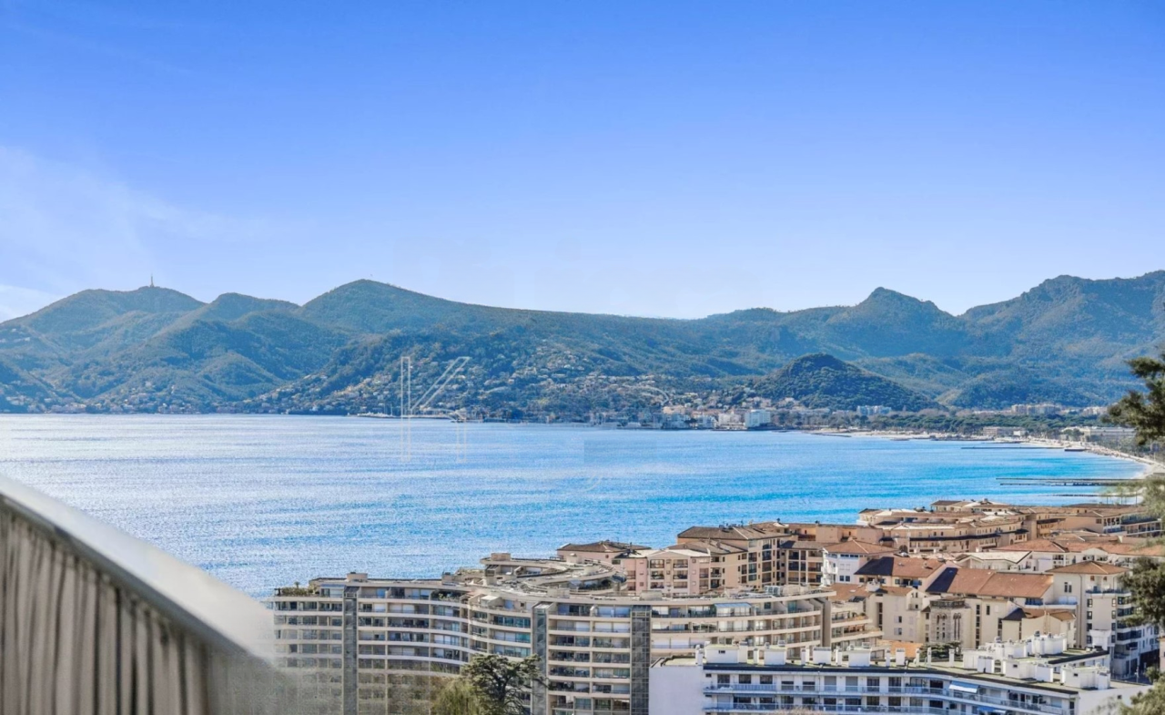 Casa en Cannes, Francia, 86 m² - imagen 1