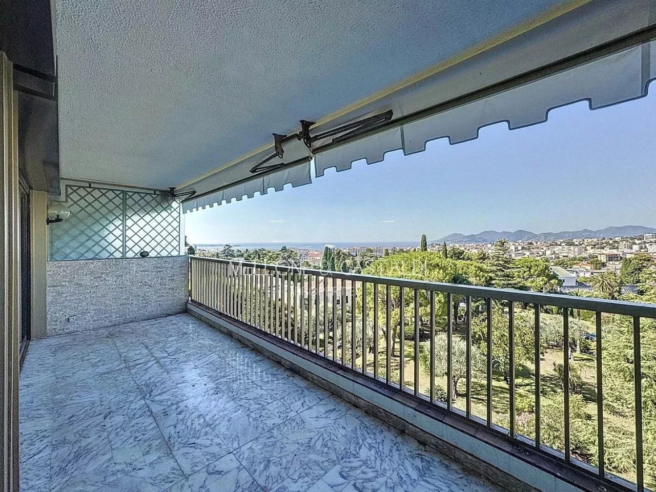 Flat in Cannes, France, 106 m² - picture 4