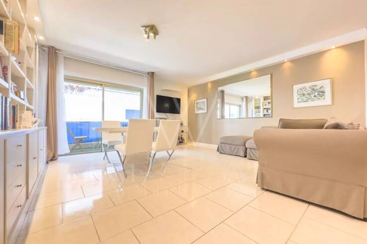 Appartement à Cannes, France, 90 m² - image 1