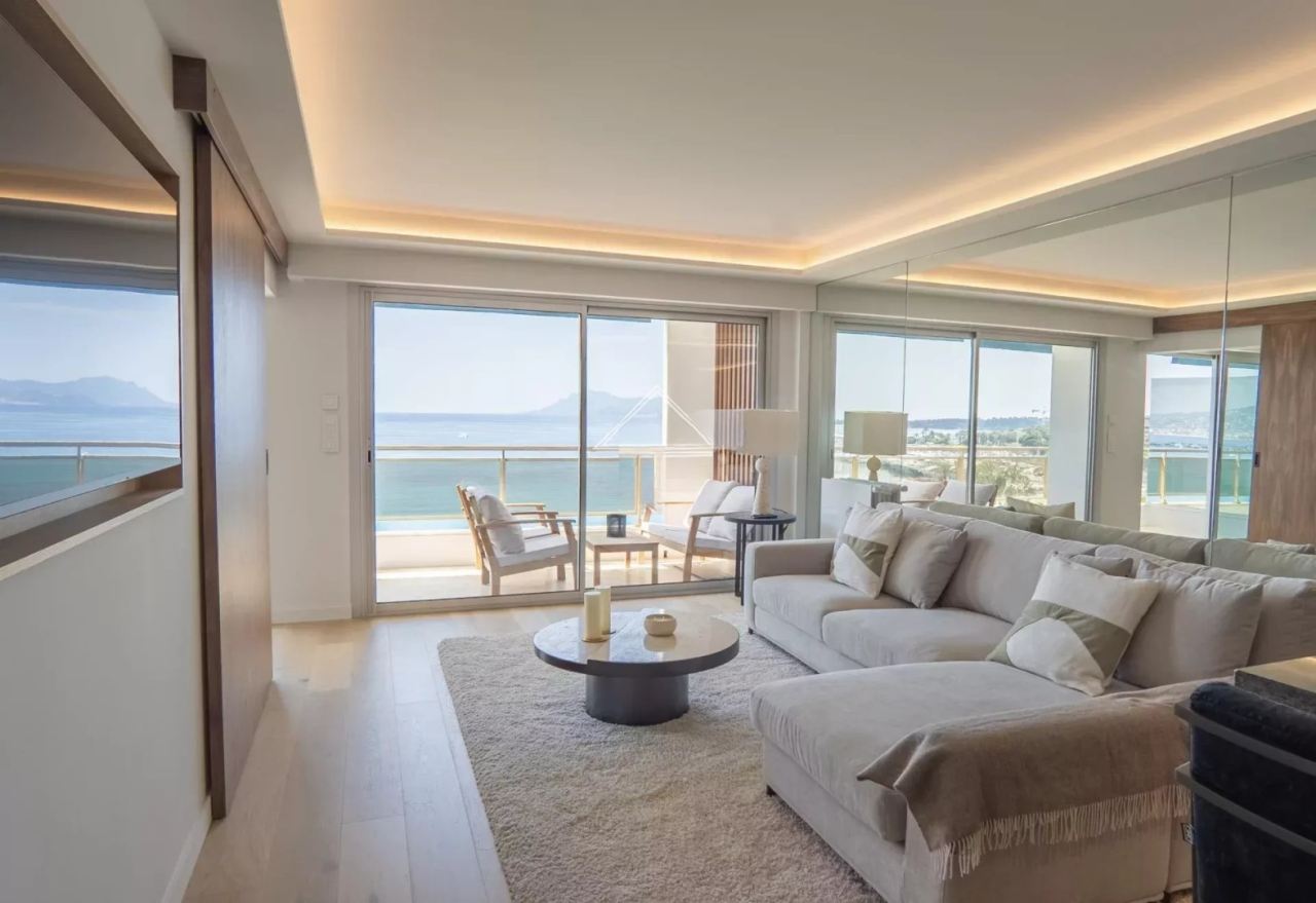 Appartamento a Cannes, Francia, 89 m² - foto 2