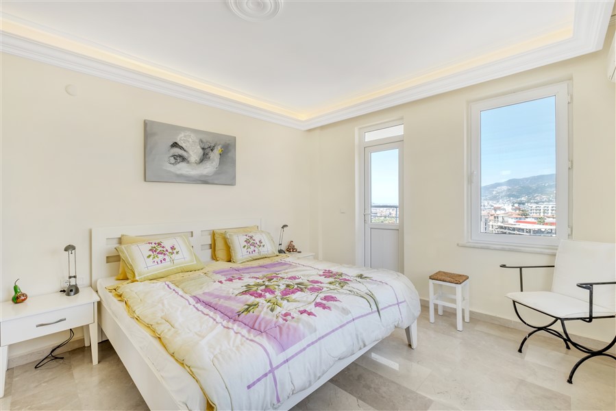 Penthouse in Alanya, Turkey, 240 m² - picture 11