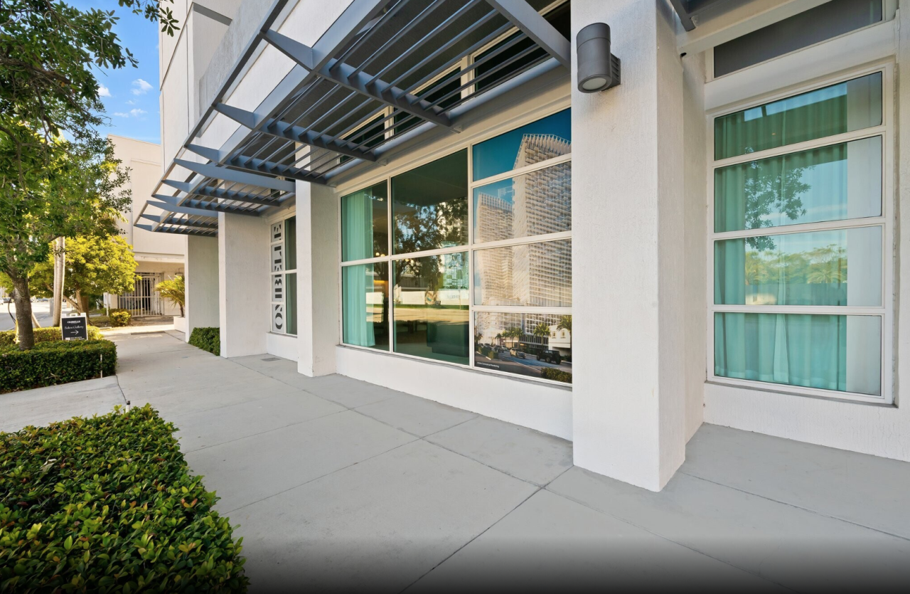 Commercial property in Miami, USA, 280 m² - picture 3