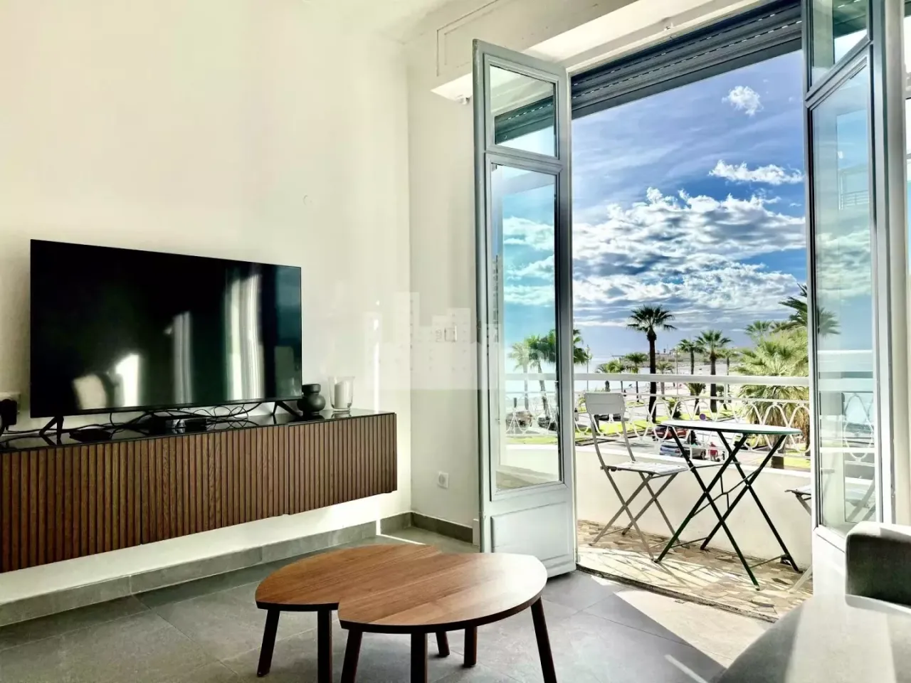 Apartment in Nice, France, 63 m² - picture 3
