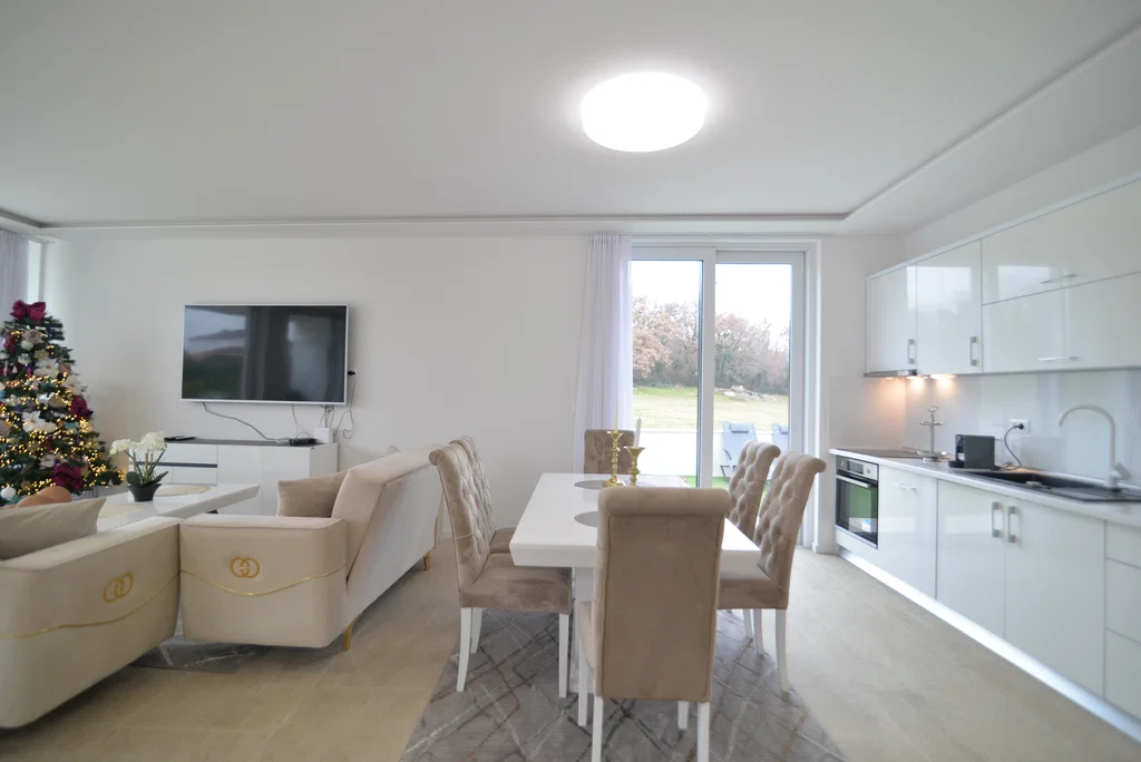 Maison à Poreč, Croatie, 415 m² - image 5