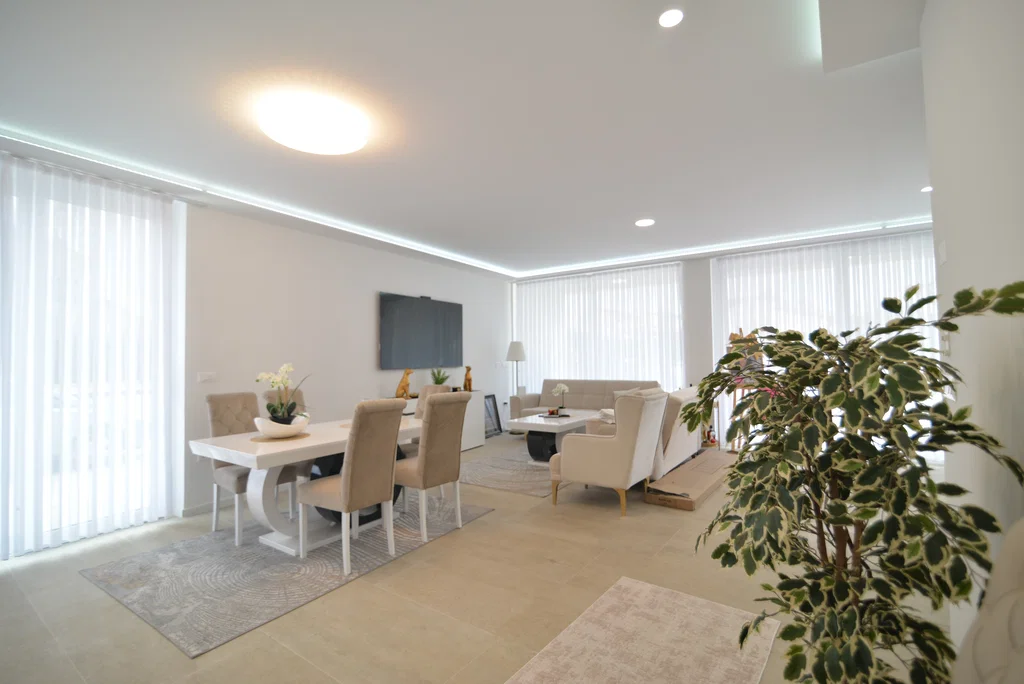 Maison à Poreč, Croatie, 415 m² - image 6