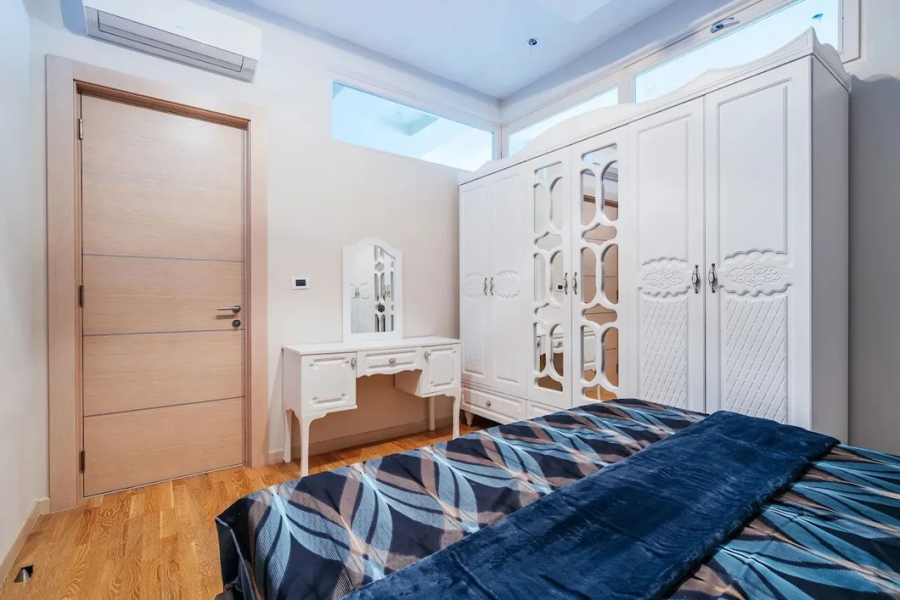 Flat in Budva, Montenegro, 120 m² - picture 9