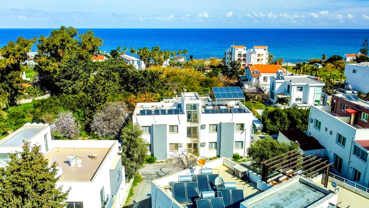 Appartement à Kyrenia, Chypre, 65.4 m² - image 1