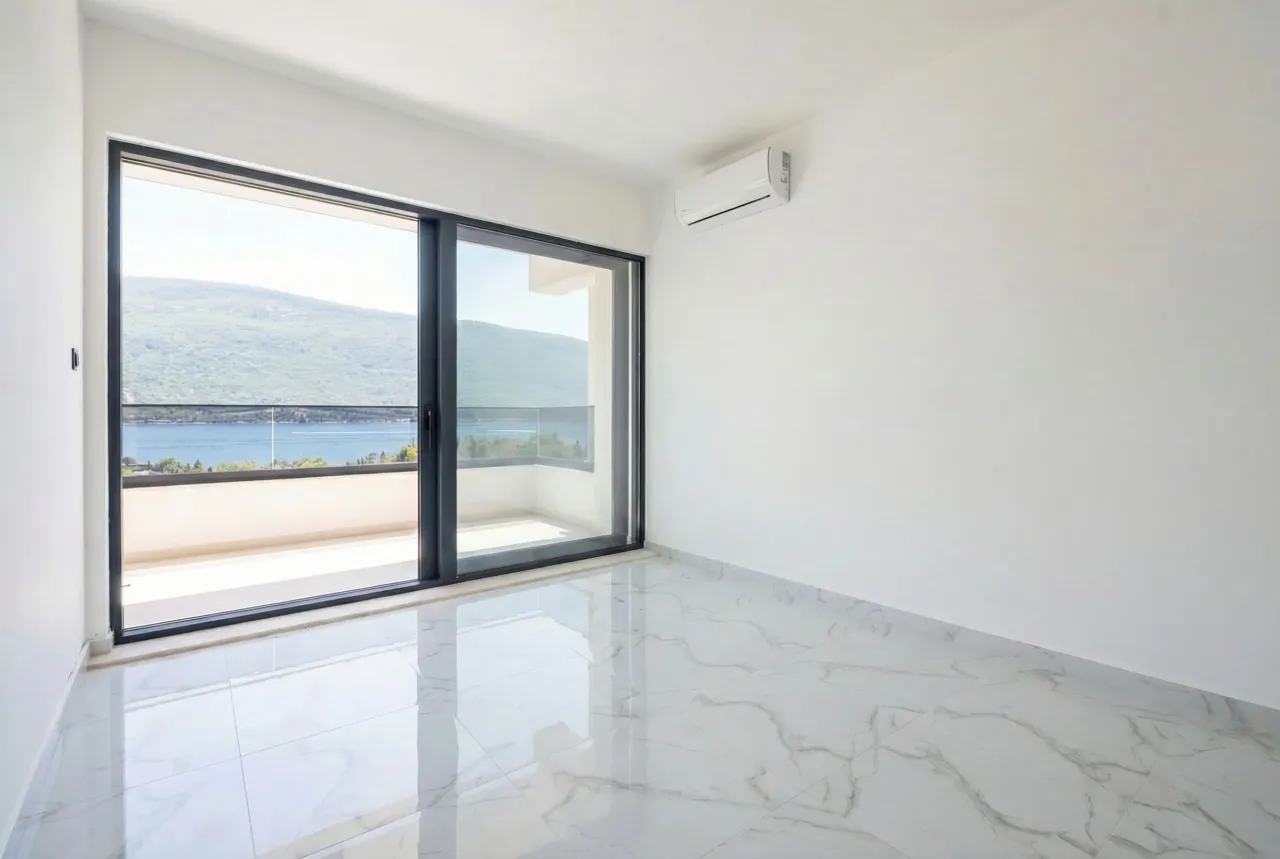 Flat in Herceg-Novi, Montenegro, 72 m² - picture 7