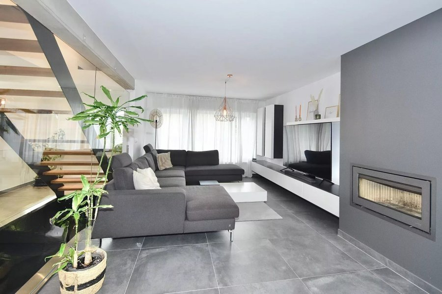 Flat in Diekirch, Luxembourg, 125 m² - picture 1