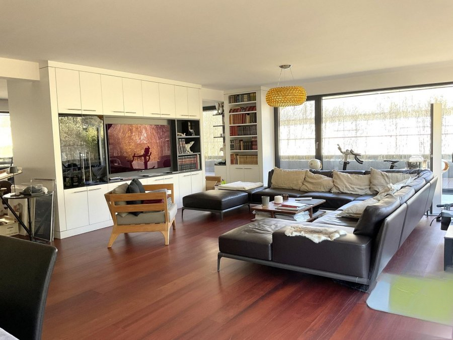 Flat in Luxembourg, Luxembourg, 180 m² - picture 2