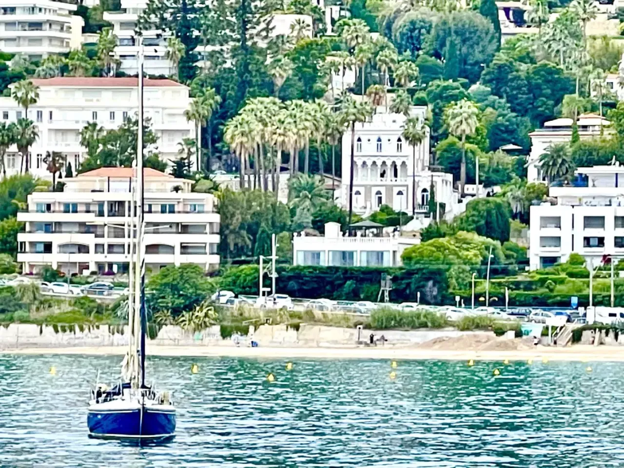 Apartment in Cannes, France, 183 m² - picture 7